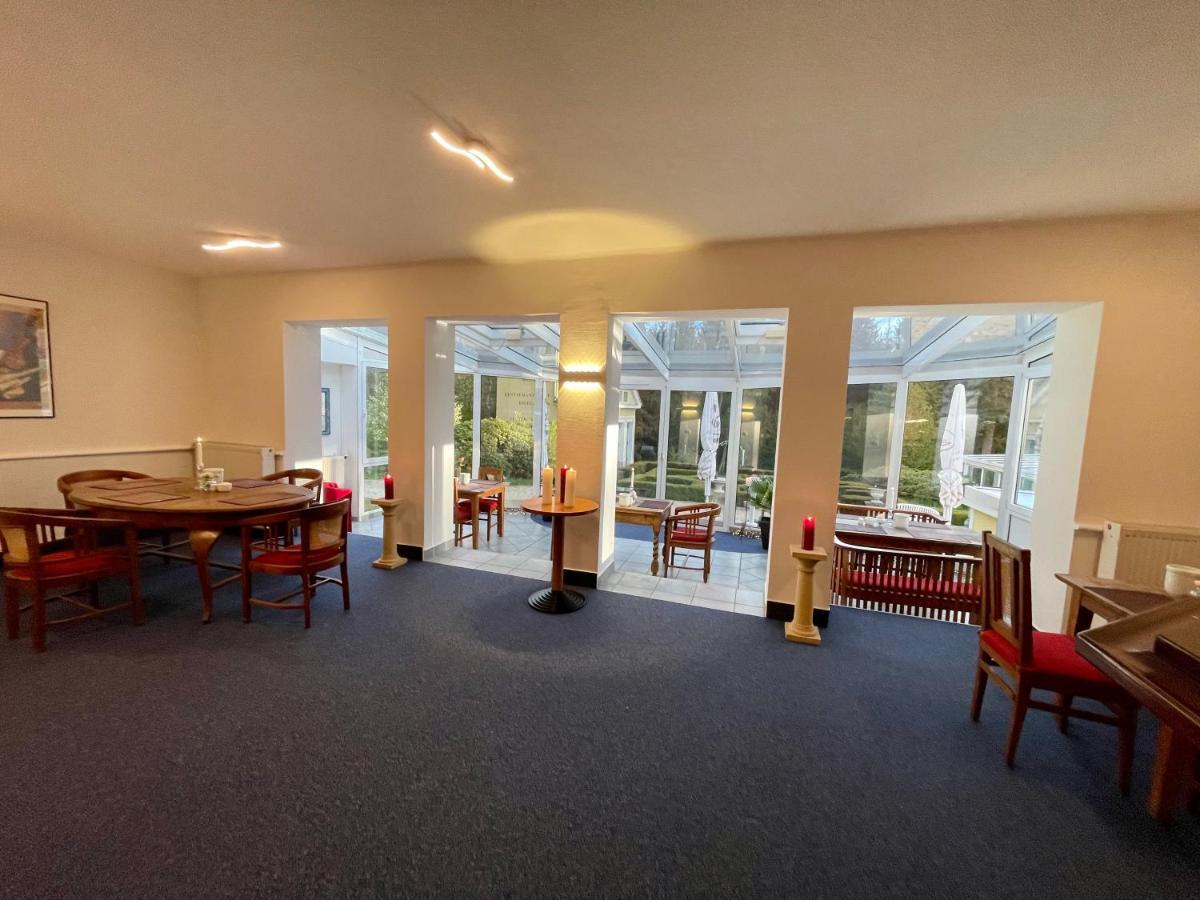 Hotel Quellenpark บัดเอลสเตอร์ ภายนอก รูปภาพ
