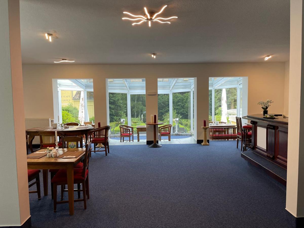 Hotel Quellenpark บัดเอลสเตอร์ ภายนอก รูปภาพ