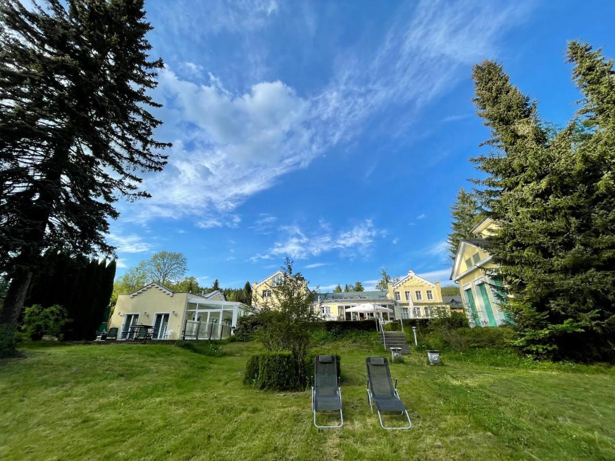 Hotel Quellenpark บัดเอลสเตอร์ ภายนอก รูปภาพ