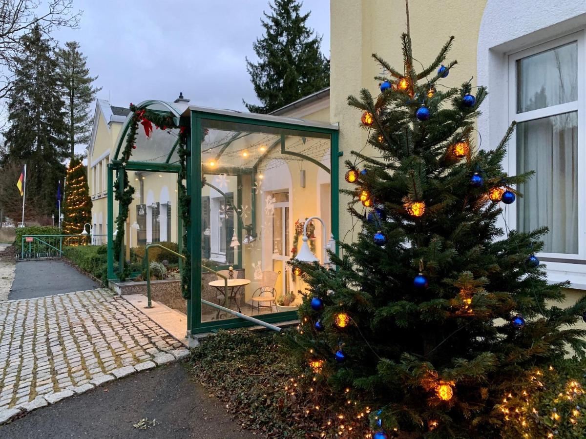 Hotel Quellenpark บัดเอลสเตอร์ ภายนอก รูปภาพ